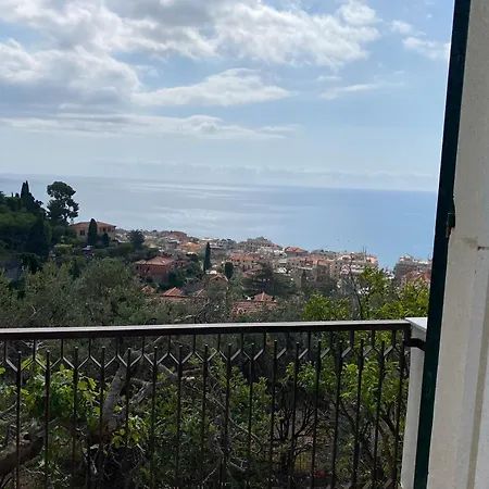 Prima Collina Ampio Vista Mare アパート *