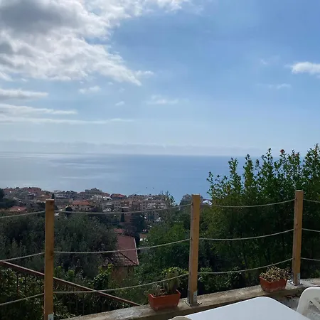 Prima Collina Ampio Vista Mare Lejlighed Alassio