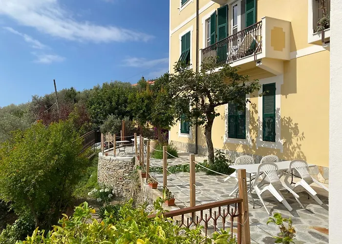 Prima Collina Ampio Vista Mare * アラッシオ