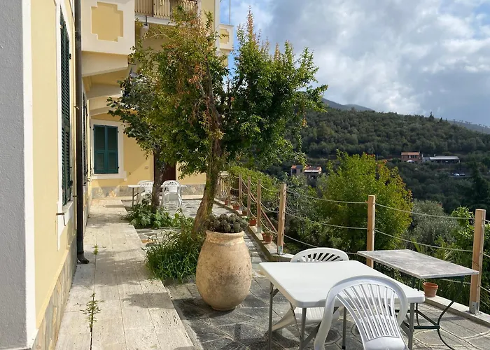 Prima Collina Ampio Vista Mare アパート
