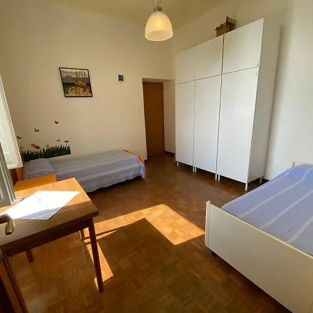 Prima Collina Ampio Vista Mare アパート アラッシオ