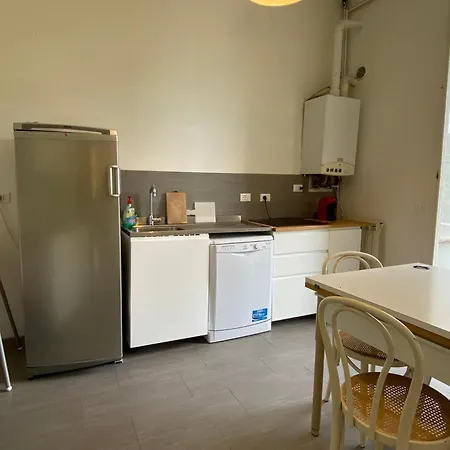 Prima Collina Ampio Vista Mare アパート アラッシオ