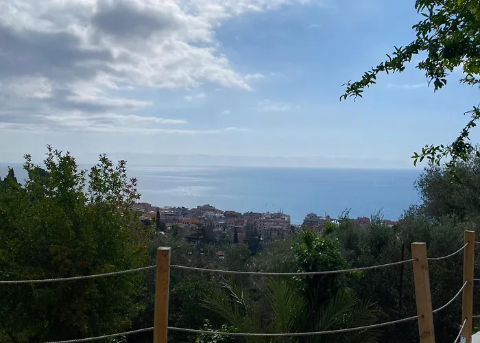 Lägenhet Prima Collina Ampio Vista Mare