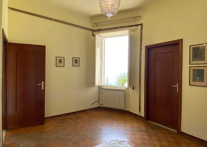 Prima Collina Ampio Vista Mare Lägenhet